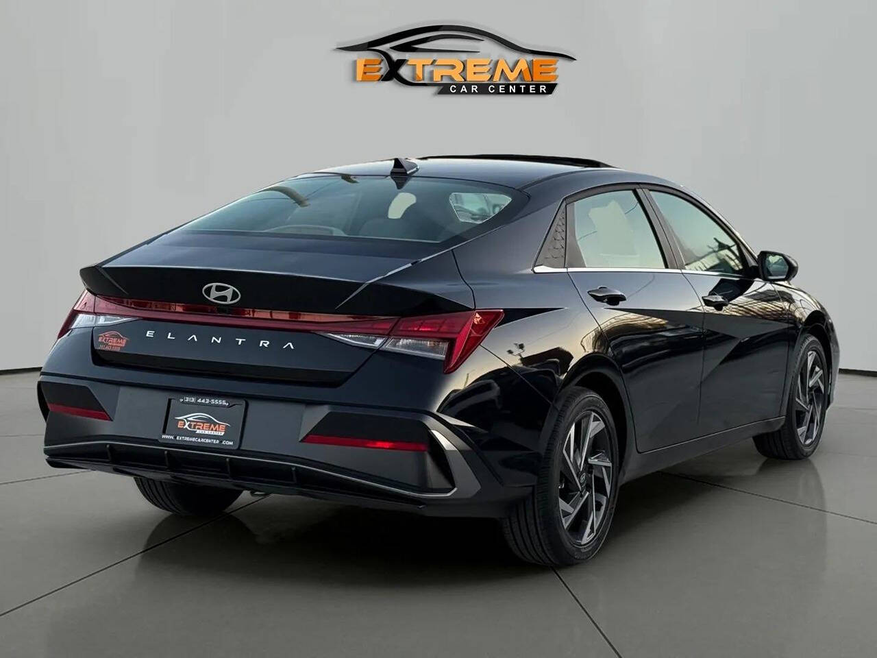 2024 Hyundai ELANTRA for sale at Extreme Car Center in Detroit, MI