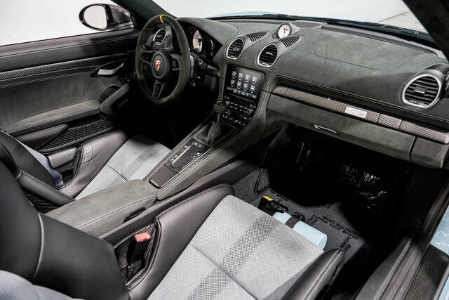 2024 Porsche 718 Boxster Spyder RS