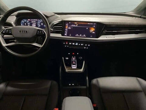 2024 Audi Q4 e-tron quattro Premium 55