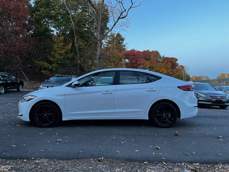 2017 Hyundai Elantra SE photo 6