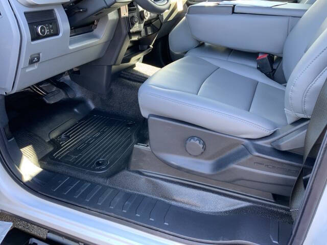 2025 Ford F-350 Super Duty XL