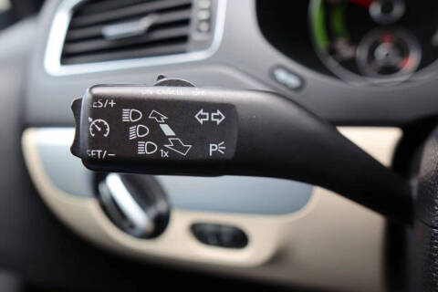 2013 Volkswagen Jetta Hybrid SEL Premium