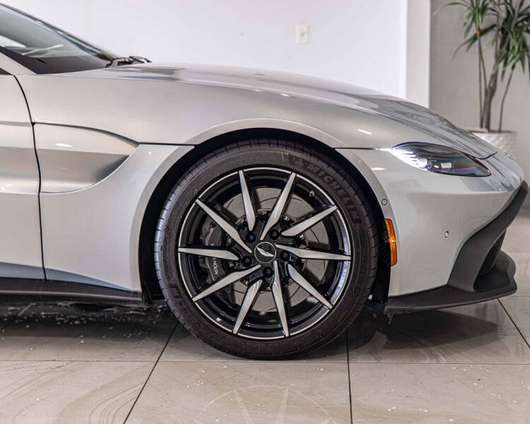 2020 Aston Martin Vantage