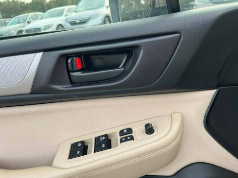 2019 Subaru Outback 2.5i