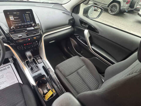 2024 Mitsubishi Eclipse Cross LE