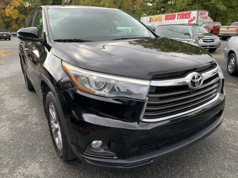 2015 Toyota Highlander for sale at D & M Discount Auto Sales in Stafford VA