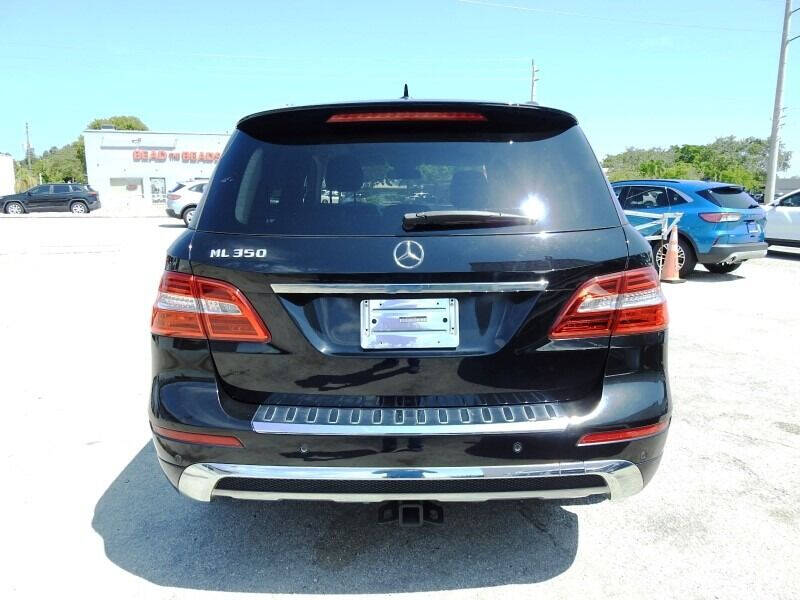 2015 MERCEDES-BENZ ML-Class SUV / Crossover - $17,900
