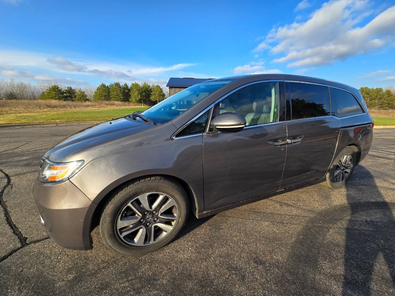 2014 Honda Odyssey for sale at Dedicated Auto Sales Inc in Elk River, MN