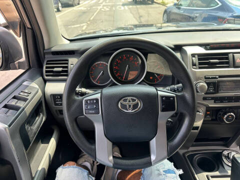 2013 Toyota 4Runner SR5