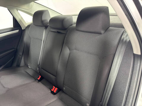 2018 Volkswagen Passat 2.0T S