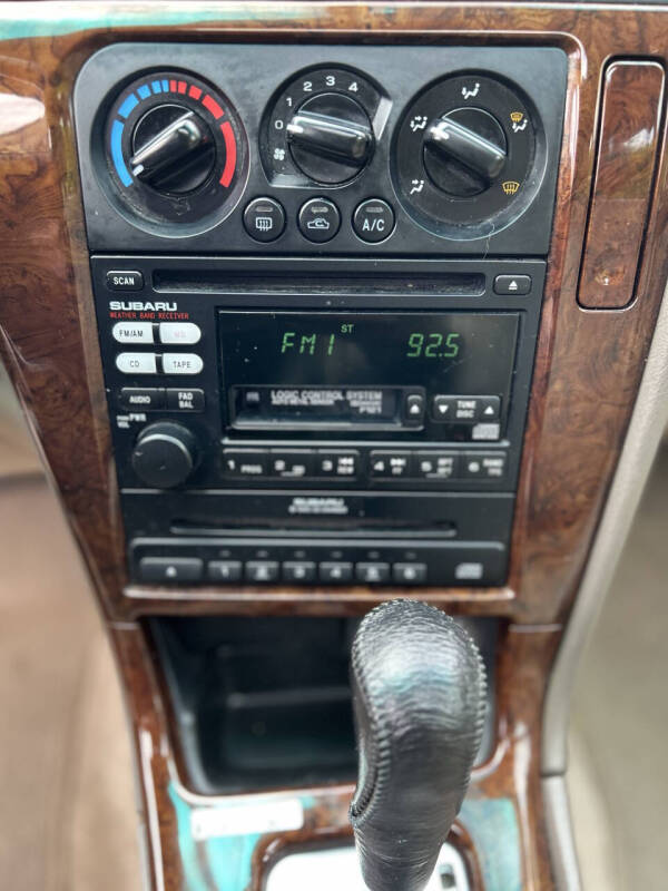 2000 Subaru Outback Limited