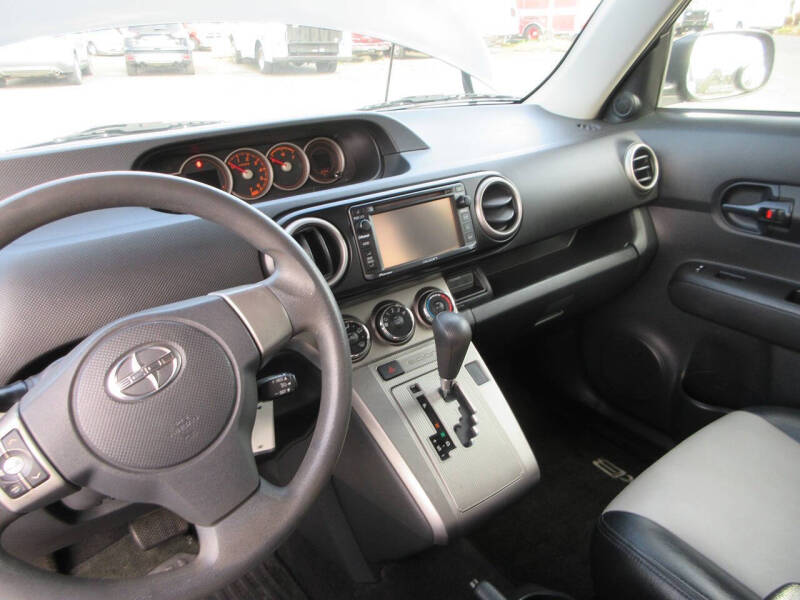 2014 Scion xB