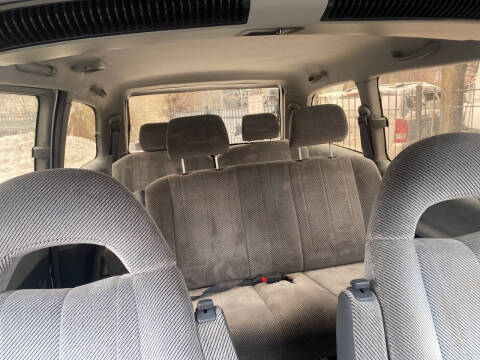 1992 Toyota Previa LE