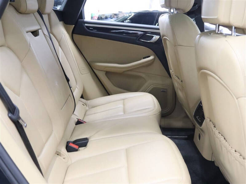 2019 Porsche Cayenne S