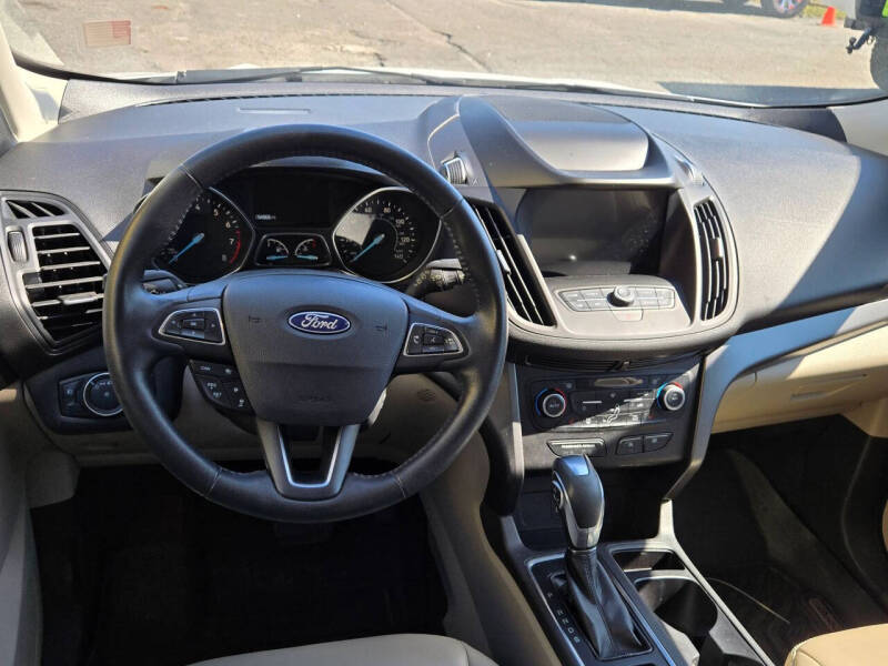 2019 Ford Escape SEL