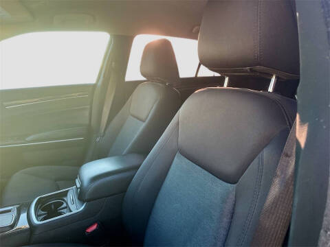 2021 Chrysler 300 Touring