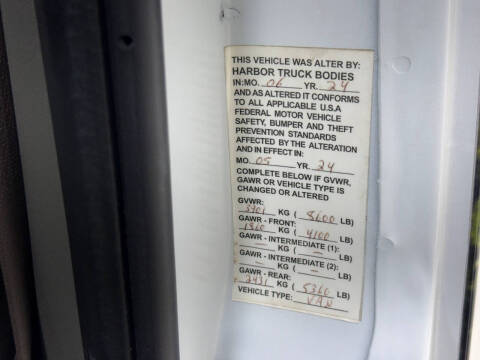 2024 GMC Savana 2500