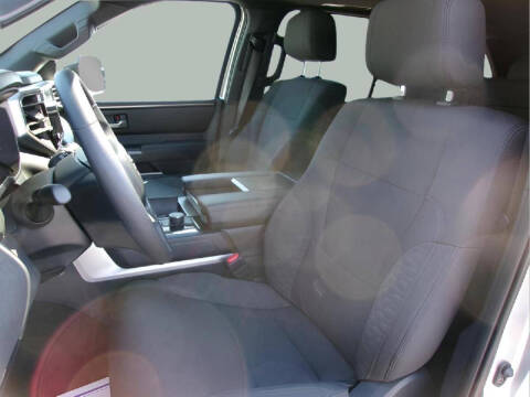 2025 Toyota Sequoia SR5