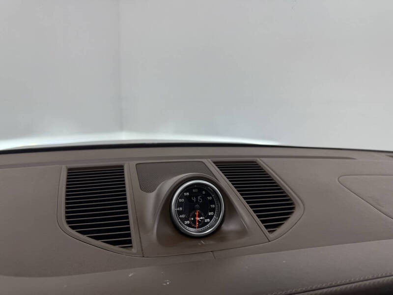 2017 Porsche Macan GTS