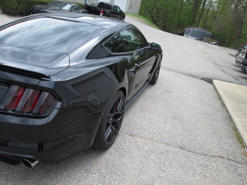 2017 Ford Mustang V6