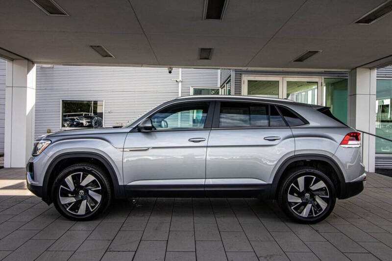 2024 Volkswagen Atlas Cross Sport SE
