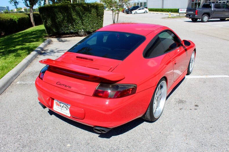 2003 Porsche 911 Carrera