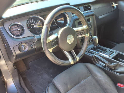 2014 Ford Mustang V6