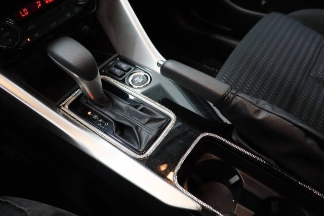 2024 Mitsubishi Eclipse Cross LE