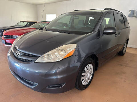 2007 Toyota Sienna for sale at Best Royal Car Sales in Dallas TX