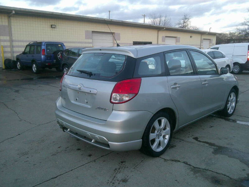 2004 Toyota Matrix XRS