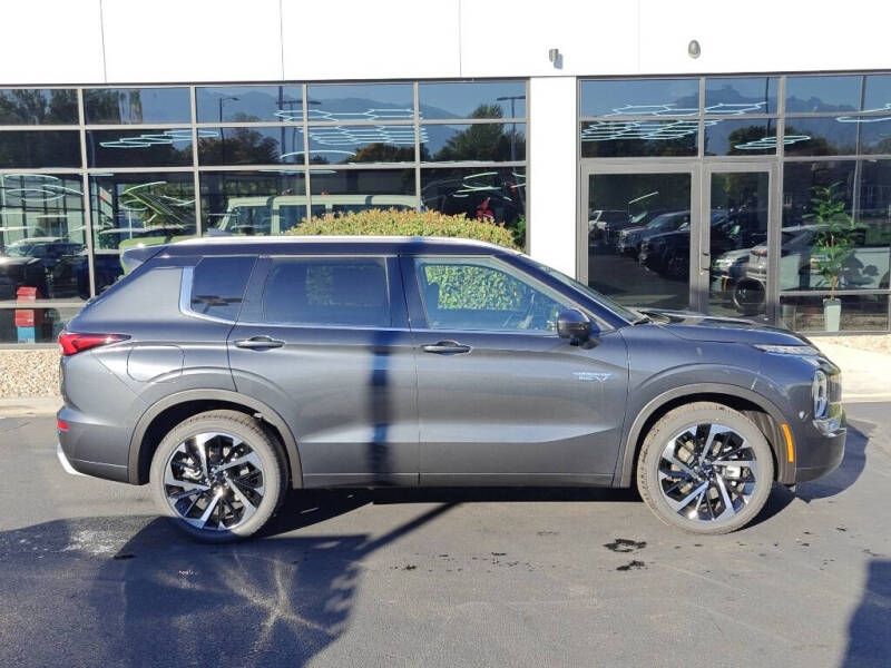 2025 Mitsubishi Outlander PHEV SEL