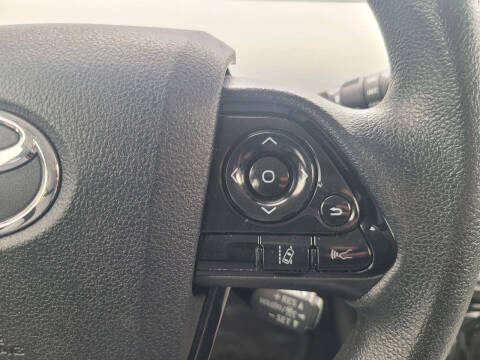 2022 Toyota Prius L Eco