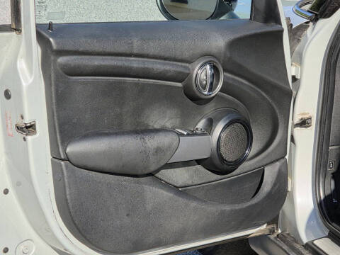 2015 MINI Hardtop 4 Door Cooper