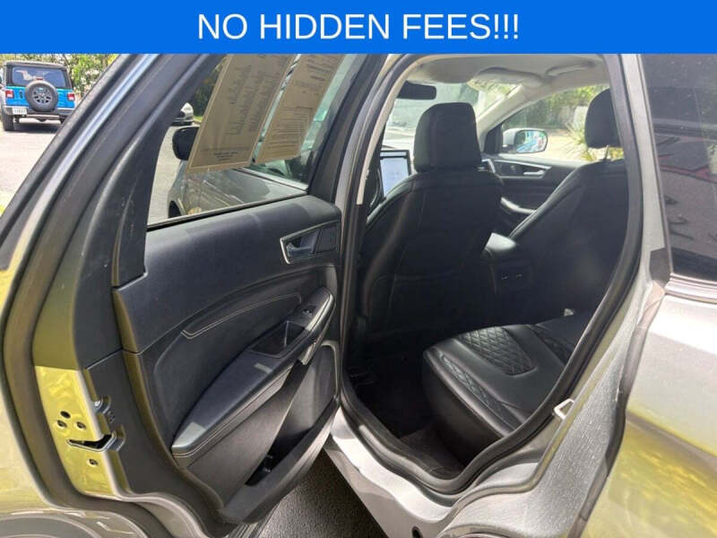 2024 Ford Edge Titanium