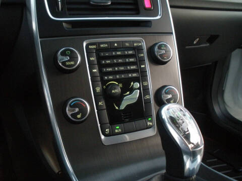 2013 Volvo S60 T5 Platinum