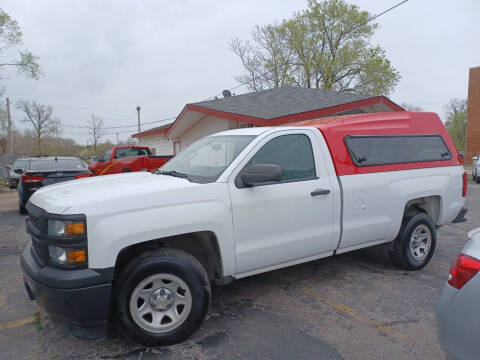 2015 Chevrolet Silverado 1500 for sale at Best Deal Motors in Saint Charles MO