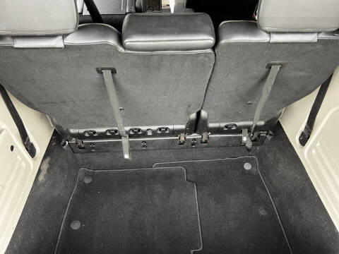 2014 Chrysler Town and Country Touring