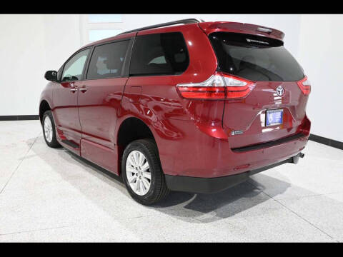 2015 Toyota Sienna