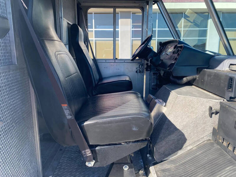 2013 Ford E-Series E-450 SD