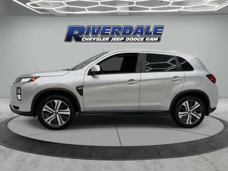 2024 Mitsubishi Outlander Sport ES