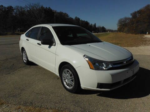 2011 Ford Focus for sale at Arrow Motors Inc in Rochester MN