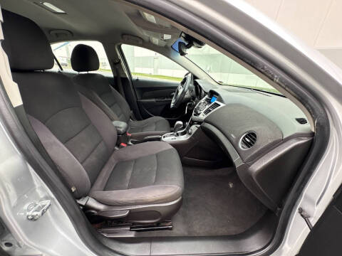 2015 Chevrolet Cruze 1LT Auto