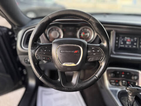 2015 Dodge Challenger SXT