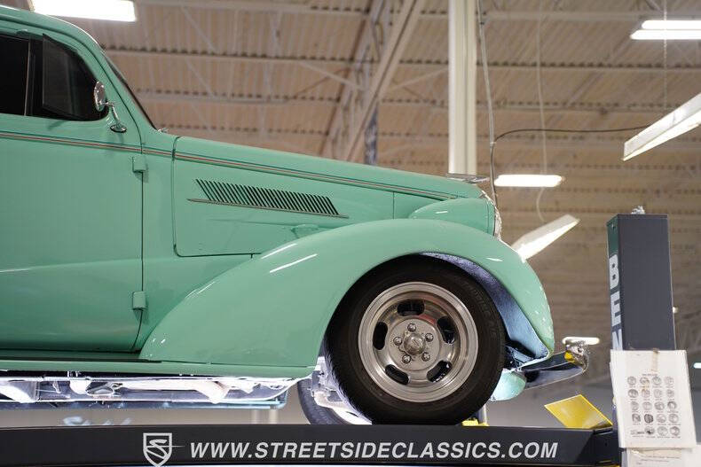 1937 Chevrolet Master Deluxe