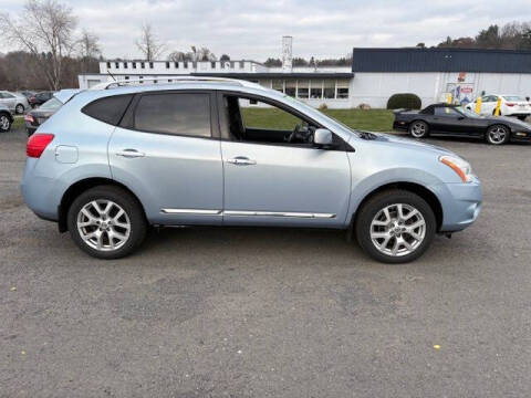 2013 Nissan Rogue SV w/SL Package