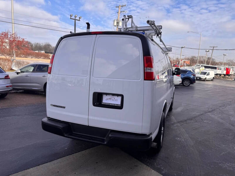 2021 Chevrolet Express 2500