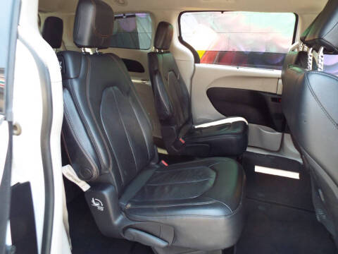 2020 Chrysler Pacifica Touring L