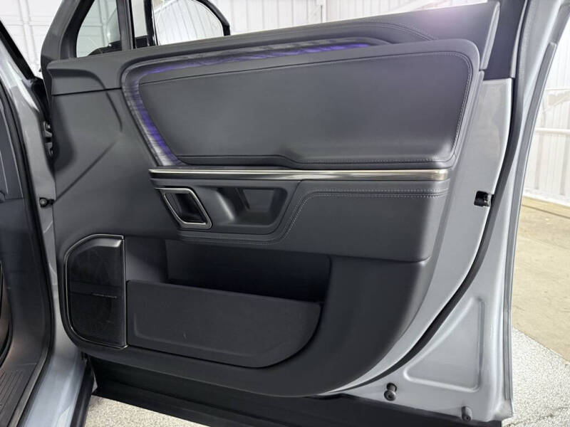 2022 Rivian R1T Adventure