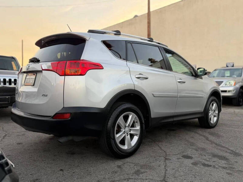2013 Toyota RAV4 XLE