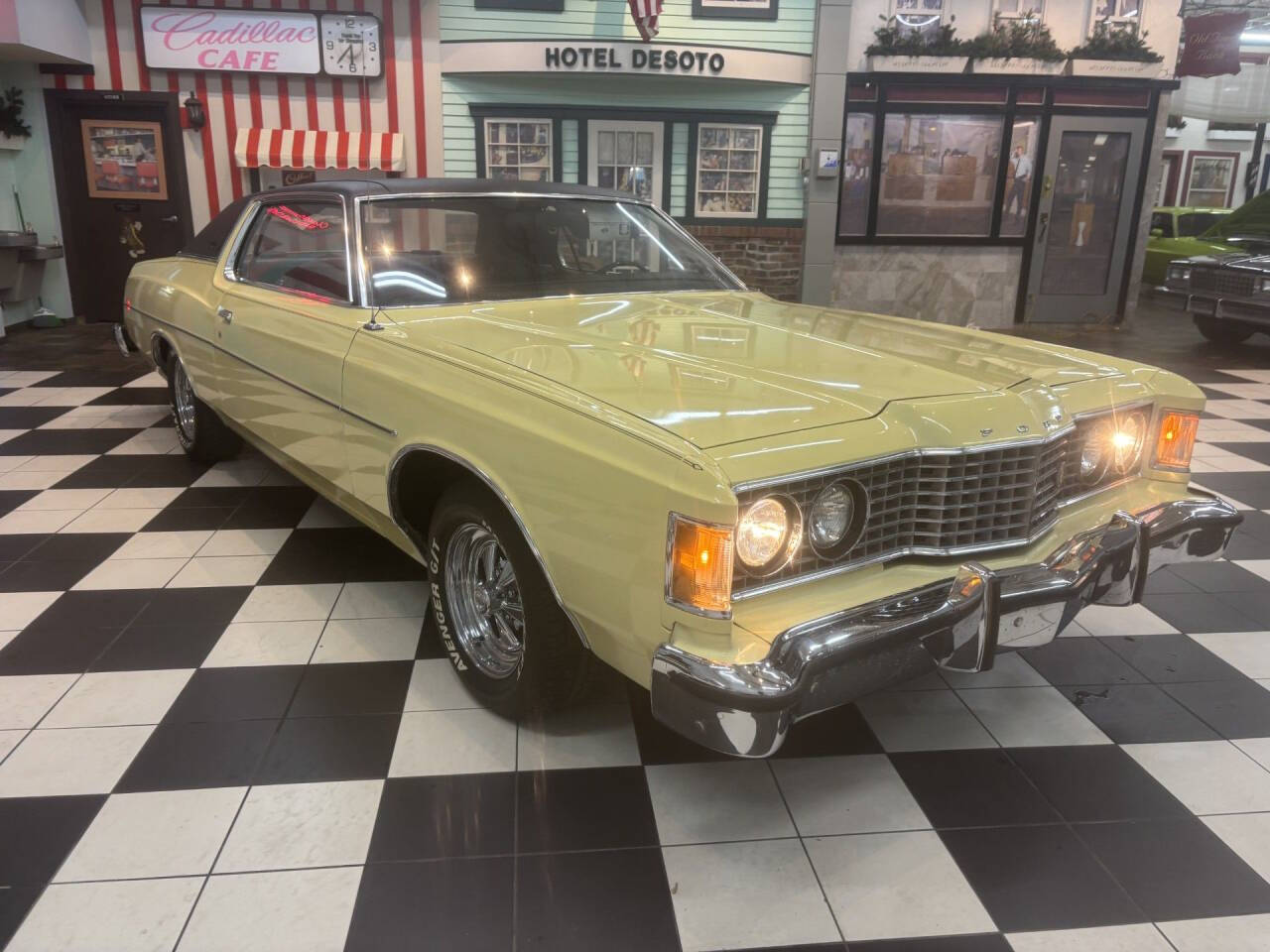 1973 Ford Galaxie 500 9